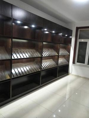 红酒展柜 (2)